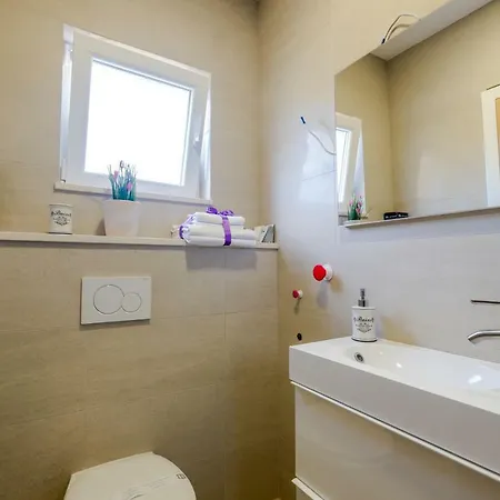 Suits4seven_hanzek *